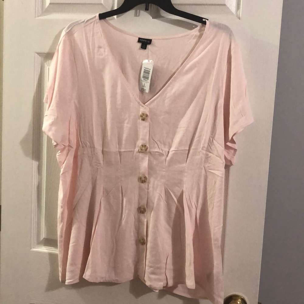 TORRID 3 GORGEOUS blush color top